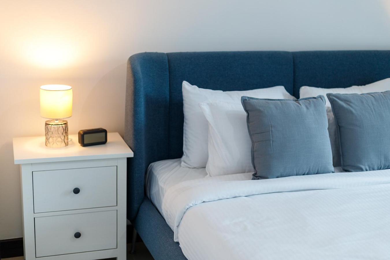 Full View - 1br In Goldcrest Views,cluster V,jlt - Allsopp & Allsopp Apartment
