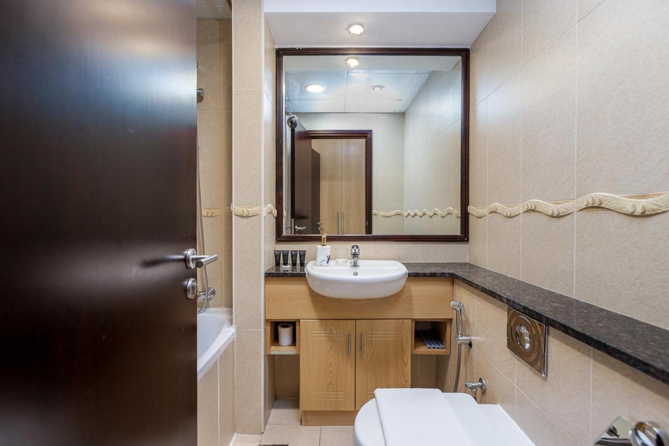 Full View - 1br In Goldcrest Views,cluster V,jlt - Allsopp & Allsopp *