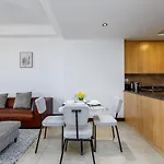 Full Lake View - 1Br Apartment In Goldcrest Views,Cluster V,Jlt - Allsopp & Allsopp