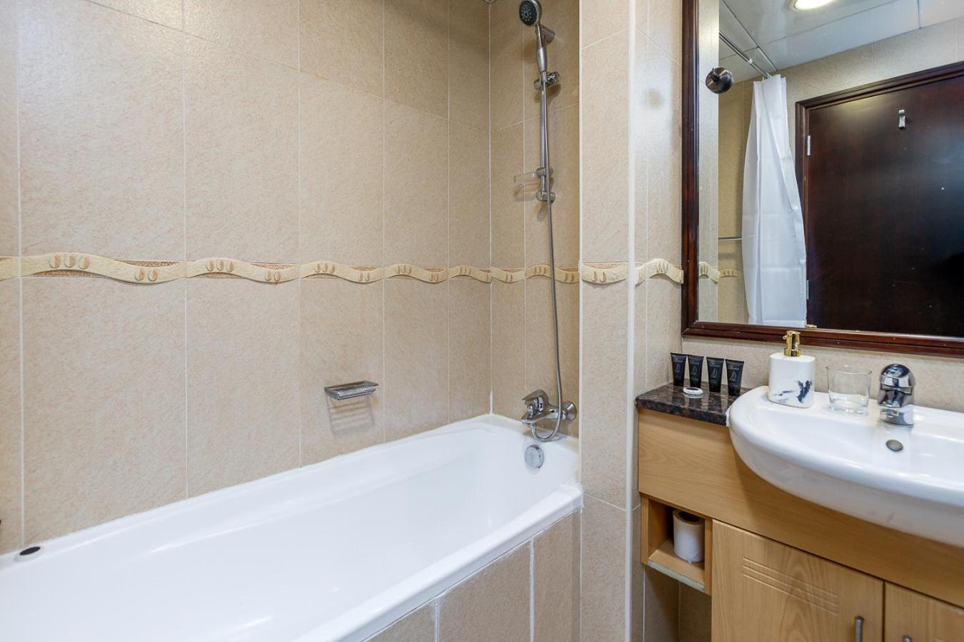 Appartement Full View - 1br In Goldcrest Views,cluster V,jlt - Allsopp & Allsopp