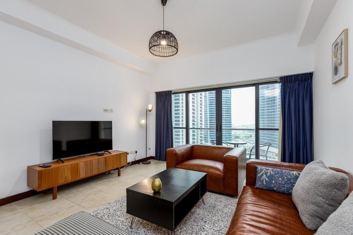 Full View - 1br In Goldcrest Views,cluster V,jlt - Allsopp & Allsopp Appartement Dubai